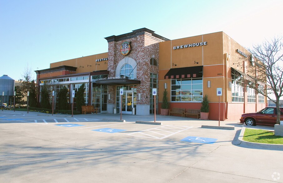 More Photos Of 2601 S Stemmons Fwy, Lewisville Unknown For Sale
