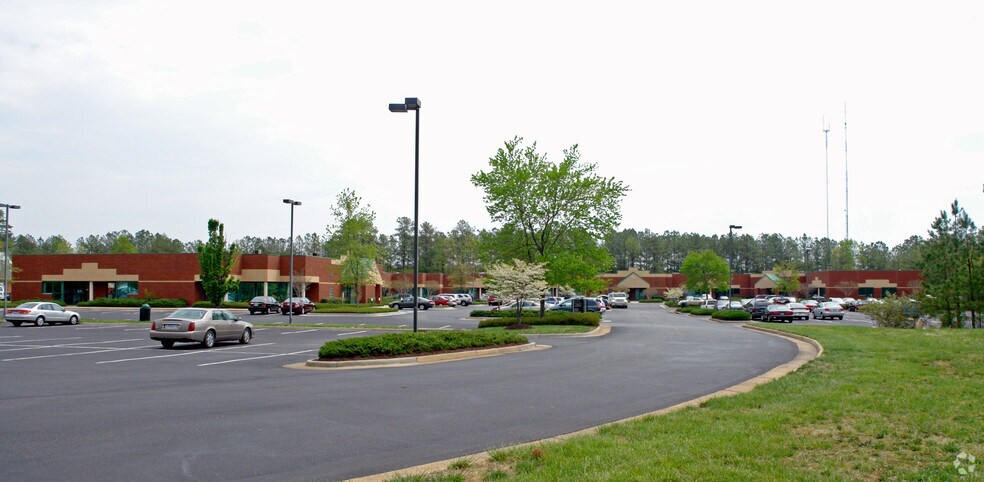 More Photos Of 1807 Huguenot Rd, Midlothian Medical For Lease