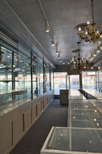 More Photos Of 308 Sunrise Hwy, Rockville Centre Storefront For Lease