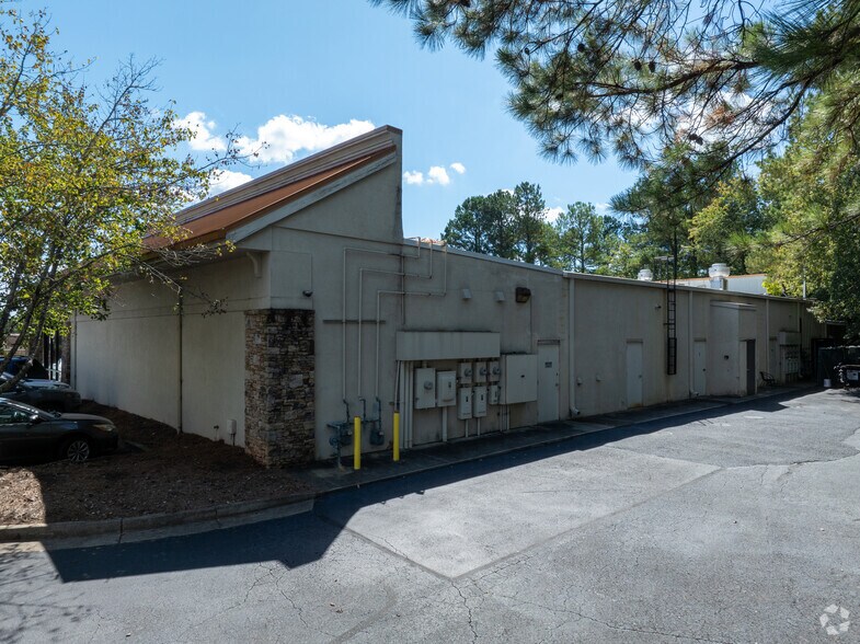More Photos Of 11550 Jones Bridge Rd, Alpharetta Unknown For Lease