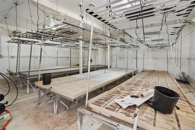 More Photos Of 603 Elgin St, Muskogee Manufacturing For Sale