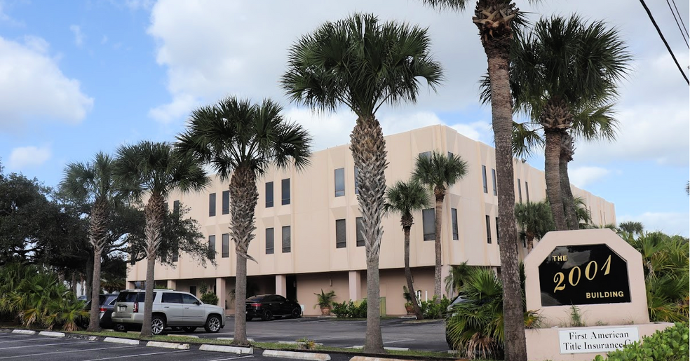 Primary Photo Of 2001 9th Ave, Vero Beach Office For Lease