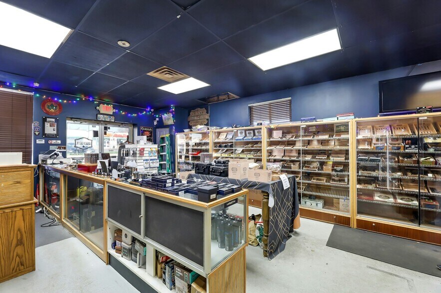 More Photos Of 504 Washington Ave, Belleville Storefront For Sale