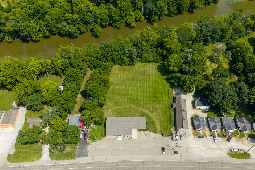 More Photos Of 1001 N County Road 25A, Troy Office For Sale