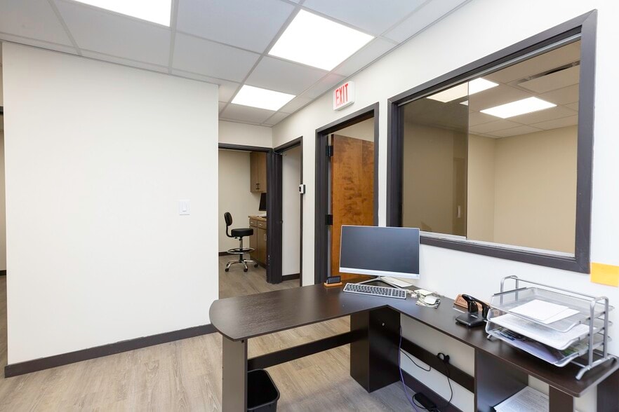 More Photos Of 69 Pondfield Rd, Bronxville Office For Sale