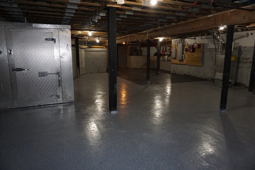 More Photos Of 71-79 Wood Ave, Bridgeport Storefront Retail Residential For Sale