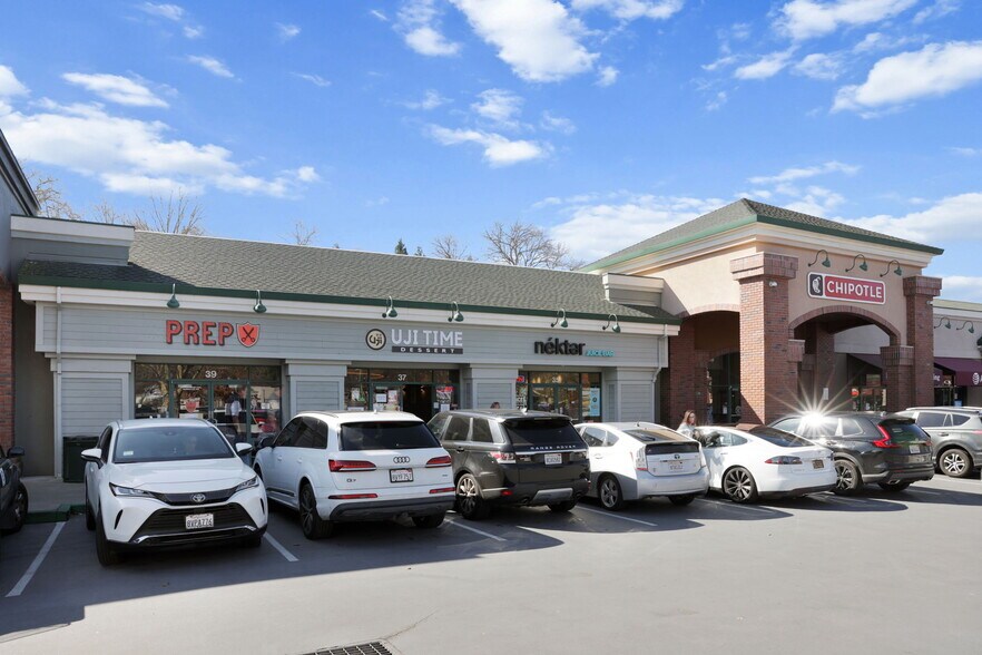 More Photos Of 70 Railroad Ave, Danville Office For Sale