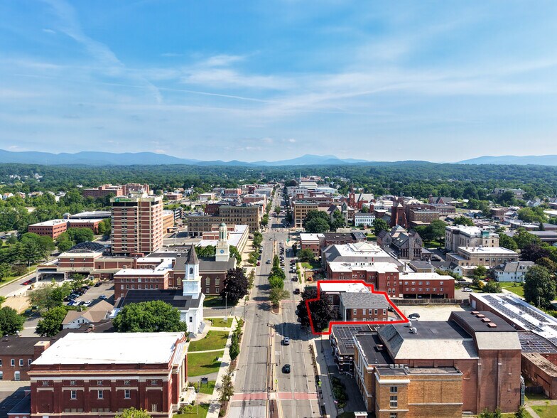 More Photos Of 101-107 South St, Pittsfield Office For Sale