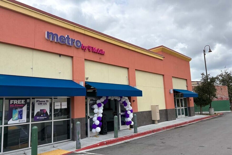 More Photos Of 5809 Foothill Blvd, Oakland Freestanding For Lease