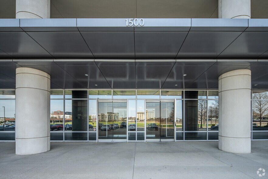 More Photos Of 1500 N Greenville Ave, Richardson Office For Lease
