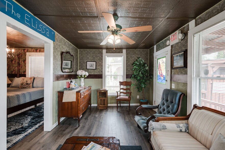 More Photos Of 706 Bradford Ave, Kemah Land For Sale