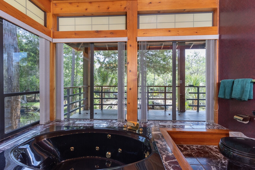 More Photos Of 1606 3rd Ave SE, Steinhatchee Lodge Meeting Hall For Sale