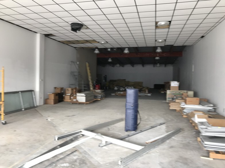 More Photos Of 4817 Broadway St, Quincy Storefront For Lease