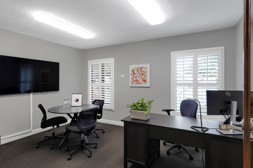 More Photos Of 1971 Lee Rd, Winter Park Office For Sale