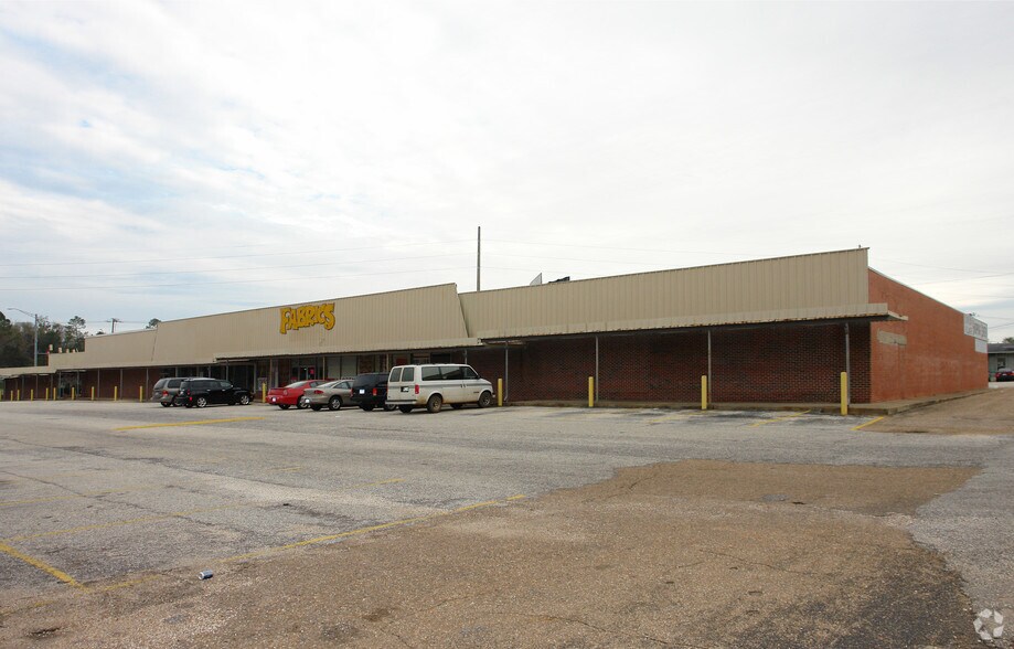 More Photos Of 5301 Moffett Rd, Mobile Unknown For Lease