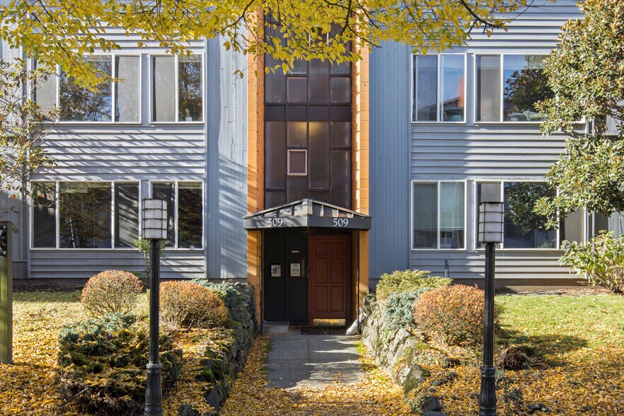 Primary Photo Of 507 19th Ave E, Seattle Apartments For Sale