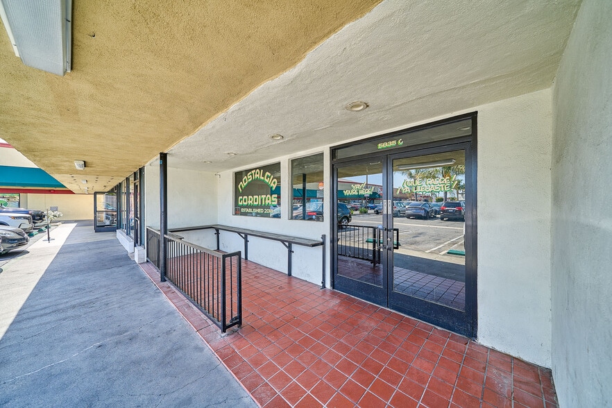 More Photos Of 5835 Bellflower Blvd Unit C, Lakewood Storefront For Lease