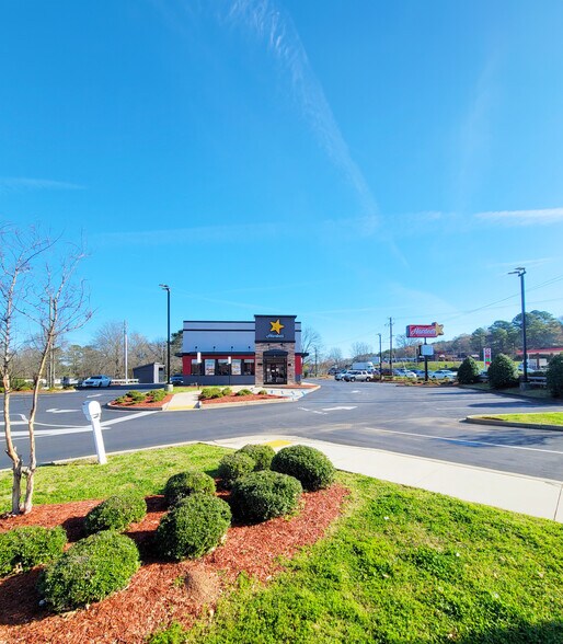 More Photos Of 9400 Parkway E, Birmingham General Retail For Sale