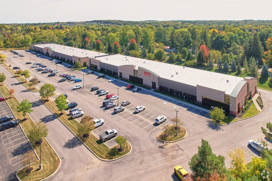 More Photos Of 1565 Jefferson Rd, Rochester Light Distribution For Lease