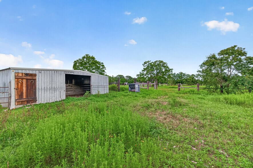 More Photos Of 0 FM 1994 Road, Guy Land For Sale
