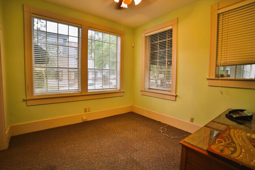 More Photos Of 108 Hillcrest St, Orlando Office For Sale