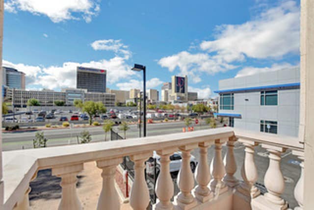 More Photos Of 317 S 6th St, Las Vegas Office For Sale