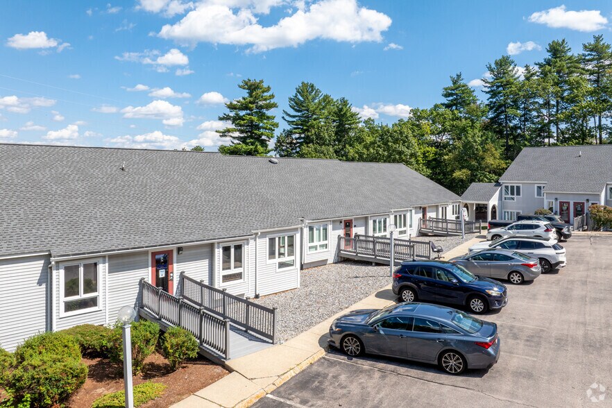More Photos Of 74 Northeastern Blvd, Nashua Medical For Sale