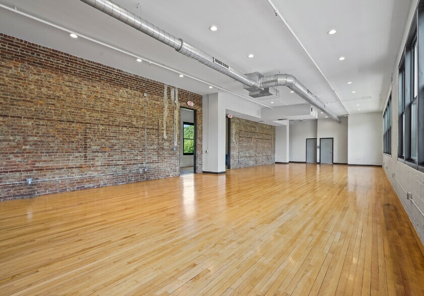 More Photos Of 215 Broad St, Eatontown Office For Lease