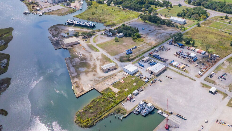 More Photos Of 5320 Ingalls Ave, Pascagoula Shipyard For Sale