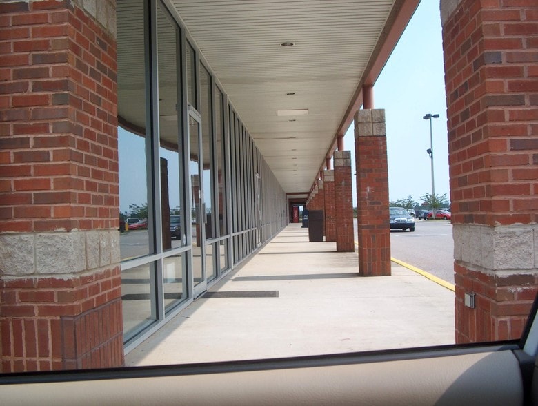 More Photos Of 50 S Blue Angel Pky, Pensacola Storefront For Lease