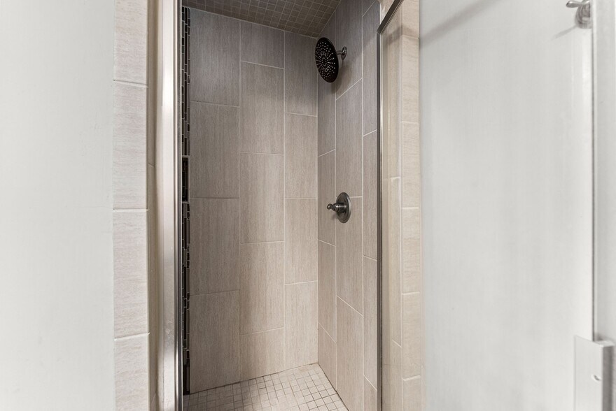 More Photos Of 535 Forrest Ave, Gainesville Apartments For Sale