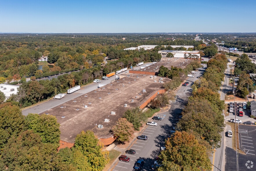 More Photos Of 5901 Goshen Springs Rd, Norcross Distribution For Lease