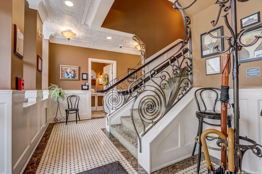 More Photos Of 5133 S Lake Dr, Cudahy Hospitality For Sale