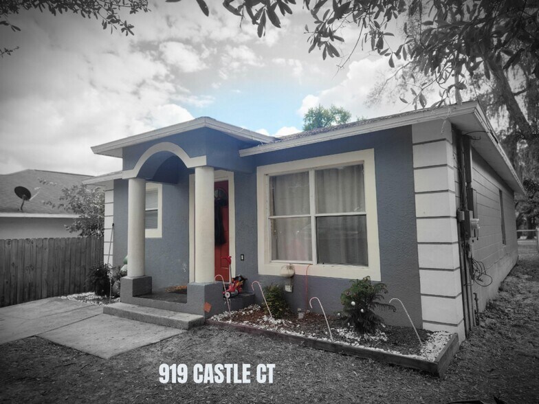 More Photos Of 8305 N 14th St, Tampa Multifamily For Sale