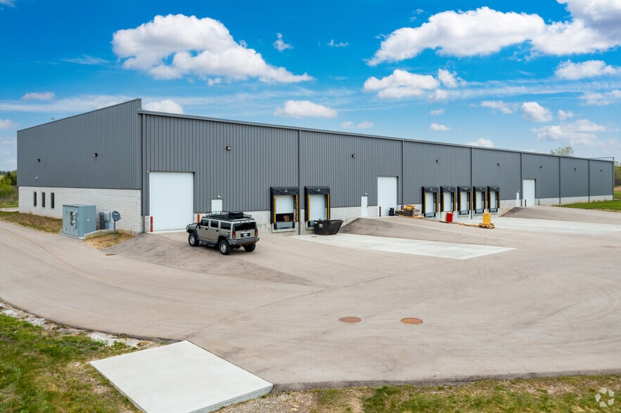 More Photos Of 1151 Universal Blvd, Whitewater Manufacturing For Lease