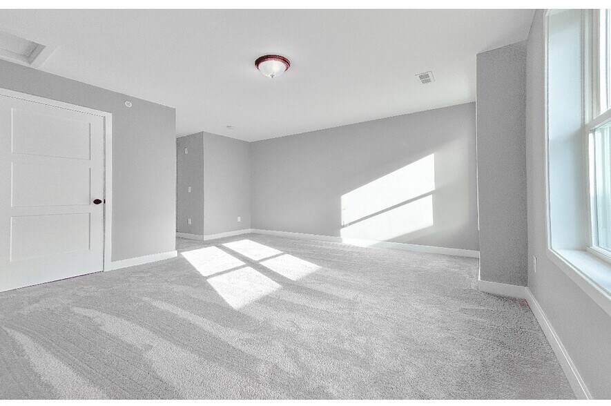 More Photos Of 60 Richards St, Worcester Apartments For Sale