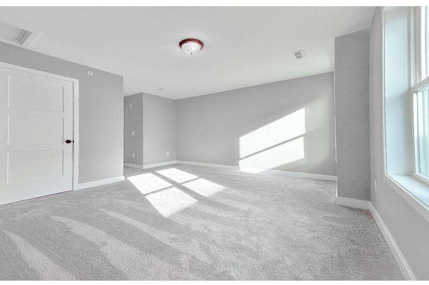 More Photos Of 60 Richards St, Worcester Apartments For Sale
