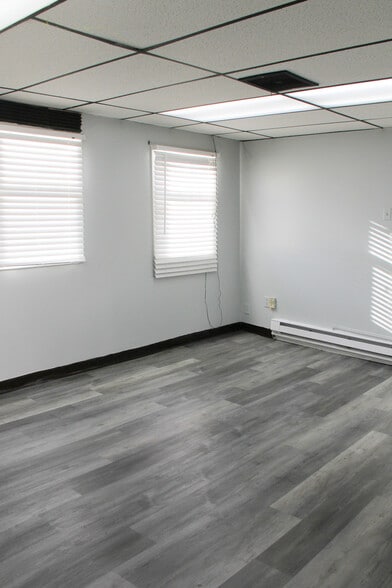 More Photos Of 599 Bloomfield Ave, Bloomfield Multifamily For Lease