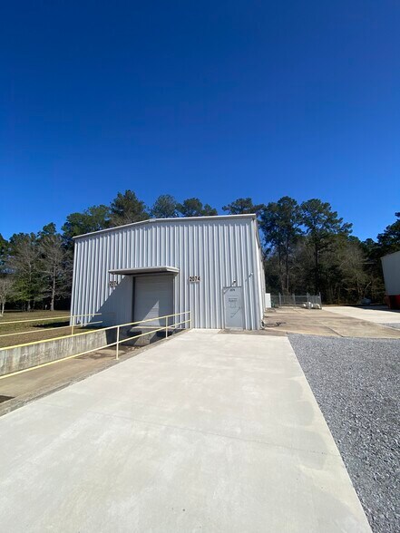 More Photos Of 2074 Phillip Dr, Covington Warehouse For Sale