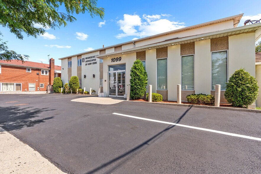 More Photos Of 1099 Targee St, Staten Island Medical For Sale