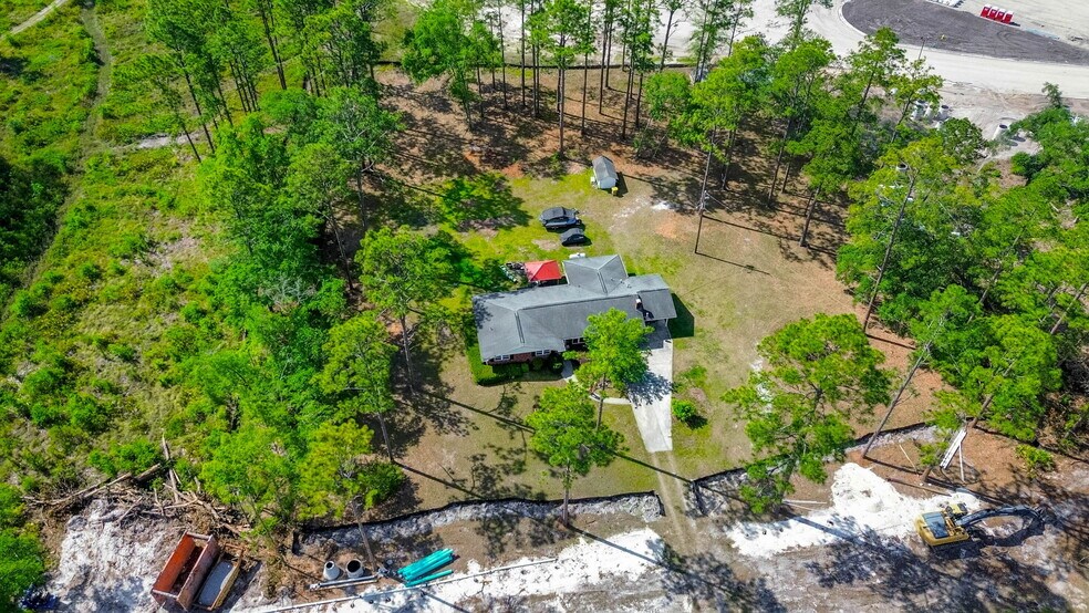 More Photos Of 695 Blue Jay Rd, Rincon General Retail For Sale