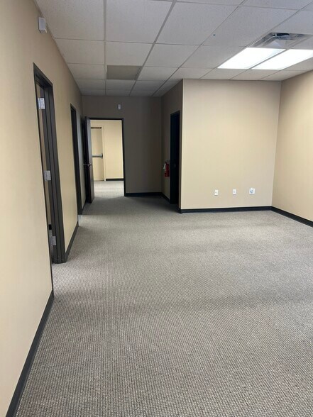 More Photos Of 3402 Torchlite Terrace, Katy Office For Sale