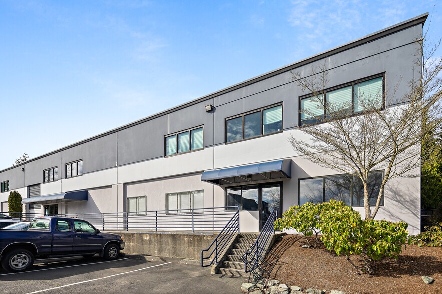 More Photos Of 11504 Airport Rd, Everett Warehouse For Sale