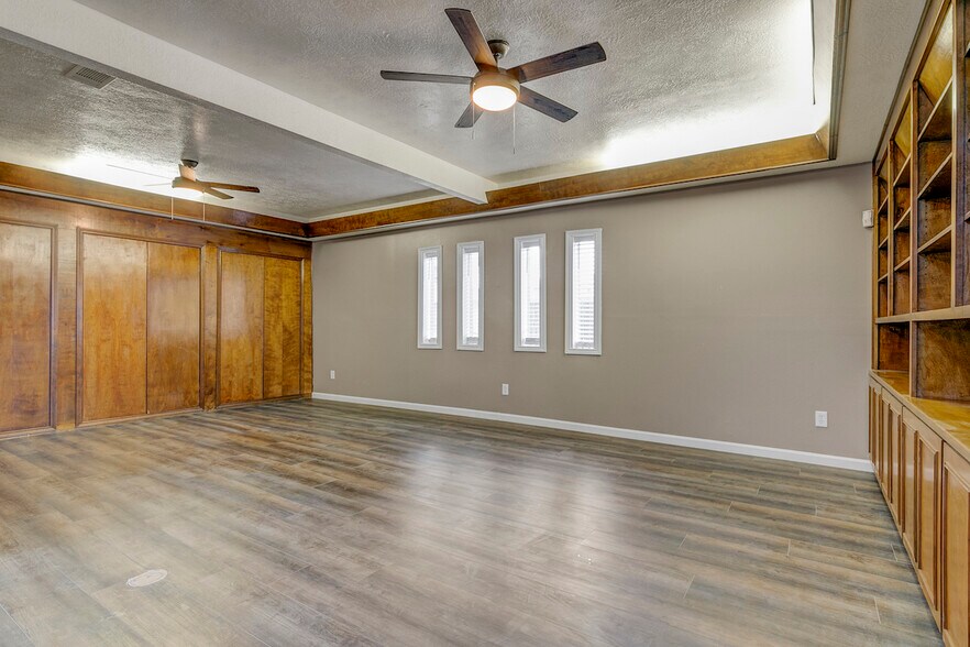 More Photos Of 3350 Mcfaddin Ave, Beaumont Apartments For Lease