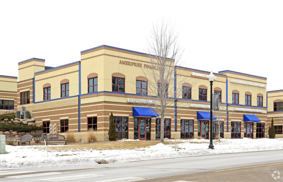 More Photos Of 3515 Plymouth Blvd, Plymouth Office For Lease