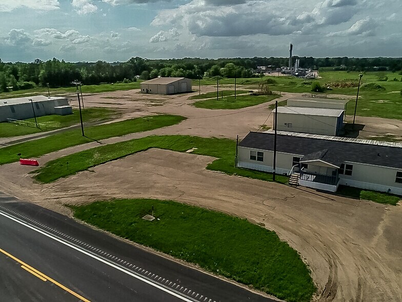 More Photos Of 2617 US Highway 79 N, Carthage Industrial For Sale