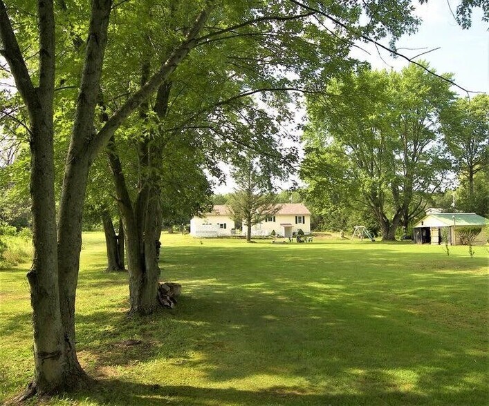 More Photos Of 19449 US Highway 12, New Buffalo Office For Sale