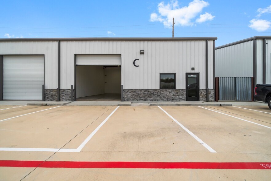 Primary Photo Of 25330 Aldine Westfield Rd, Spring Warehouse For Lease