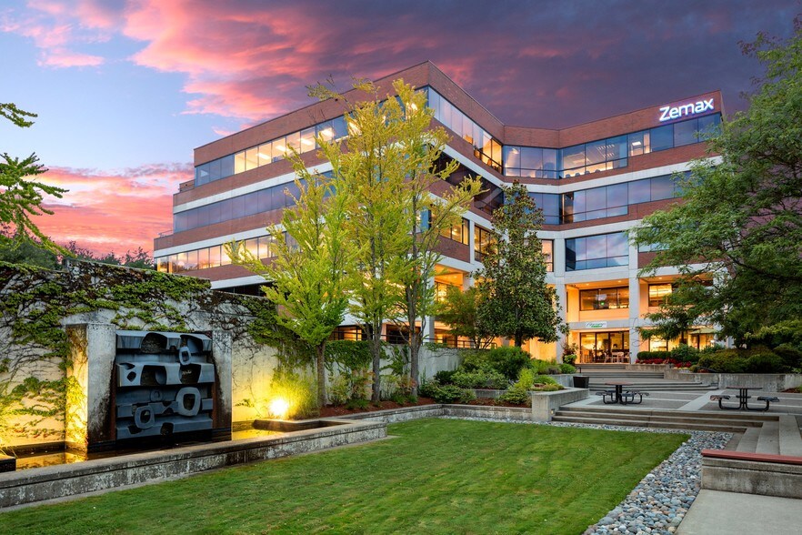 More Photos Of 3933 Lake Washington Blvd NE, Kirkland Office For Lease