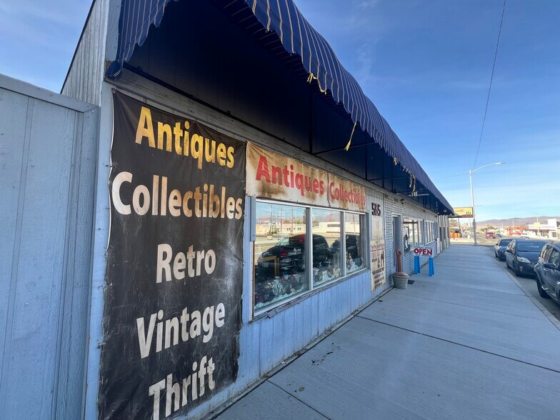 More Photos Of 585 E St, Hawthorne Storefront For Sale